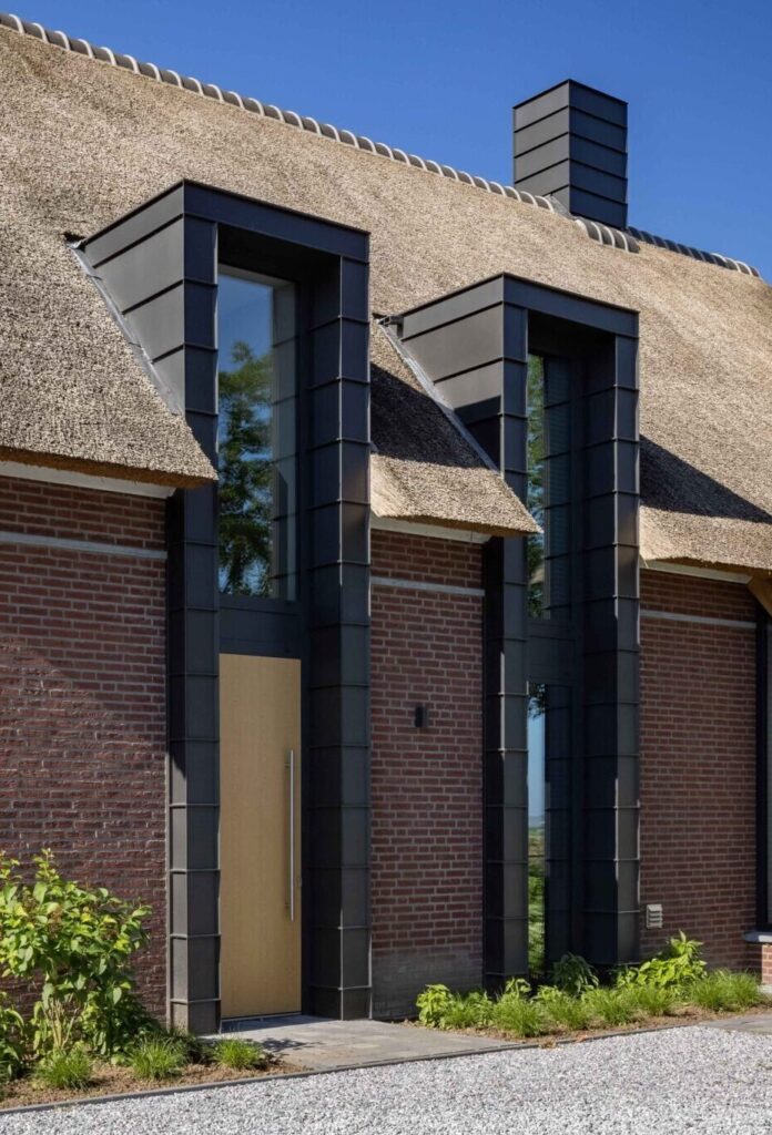 Ramen en deuren in onze showroom
